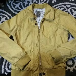 Yellow spring jacket